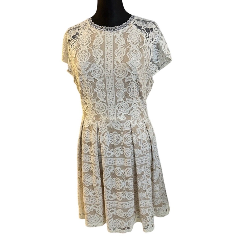 ✨Francesca Ivory Lace Dress  Boho Cocktail Evening Short Sleeve Cutout Back Sz S